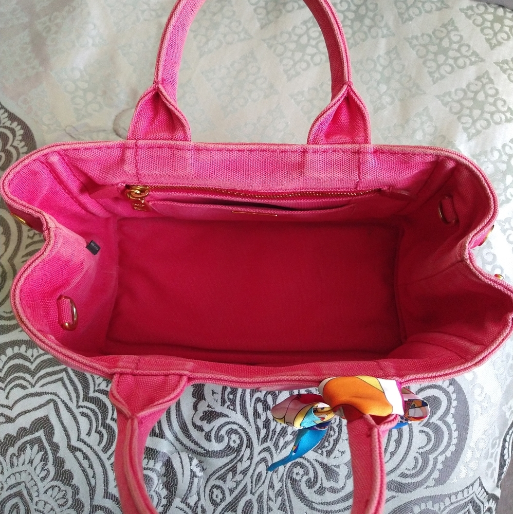 ❌SOLD❌Prada Canapa Tote Bag with Cosmetic Bag - Picture 10 of 14